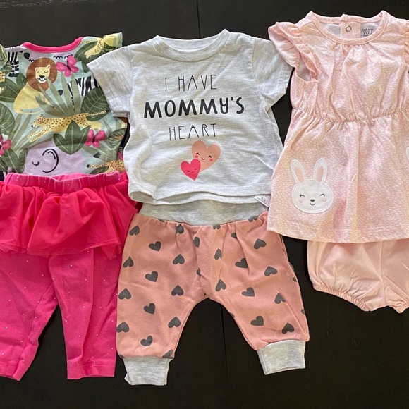 Other - Bundle of 0-3 month outfits